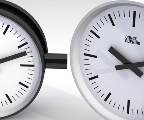 Jonge Poerink buiten Klokken